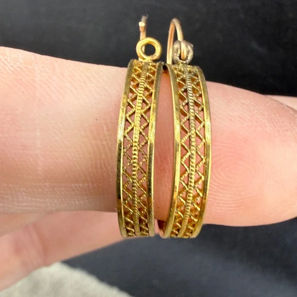 Vintage Gold Filled‎ Hoop Earrings Signed KL